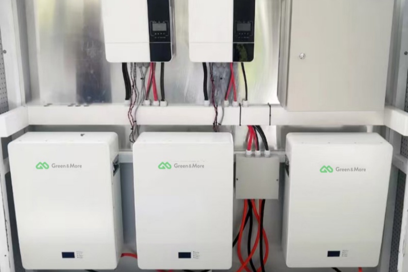 Home energy storage battery