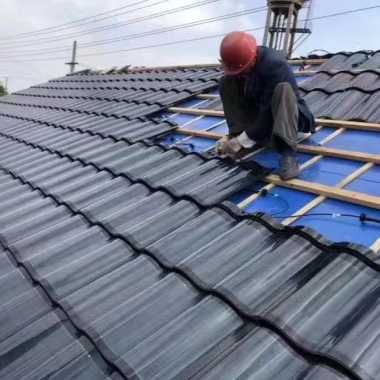 Israel Triple-Arch Hantile Solar Roof