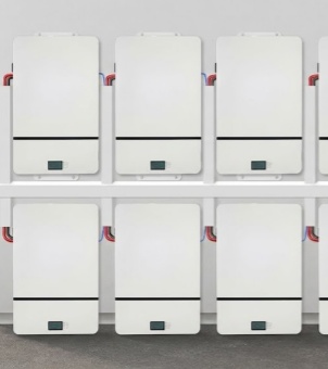 Multiple wall-mounted energy storage lithium battery modules are connected in parallel and installed on the wall, demonstrating the system's powerful modular expansion and large-scale energy storage capabilities.